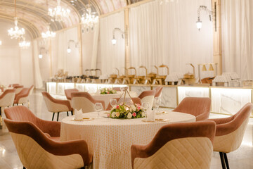 Beautiful romantic elegant wedding decor for a luxury dinner