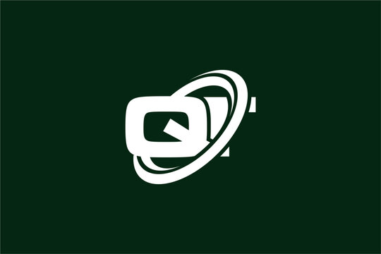 QT creative letter logo design vector icon illustration
