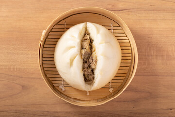 肉まん　(豚肩ロース)