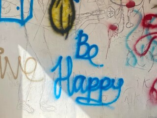 Be Happy Graffiti