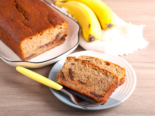 Banana cake with chocolate
