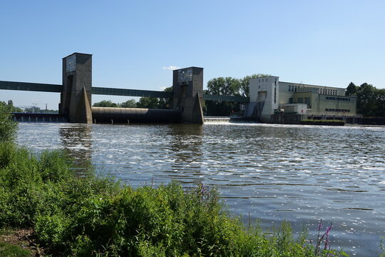 Staustufe Eddersheim am Main