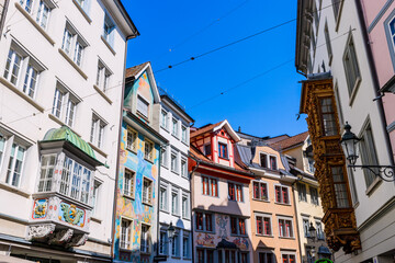 Fototapeta na wymiar Dans les rues de Saint-Gall en Suisse