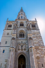 Fototapeta na wymiar La Cathédrale Notre-Dame de Constance en Suisse