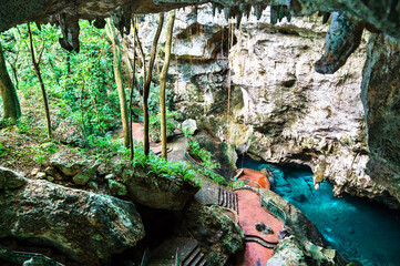 Cave at Los Tres Ojos National Park in Santo Domingo, Dominican Republic - obrazy, fototapety, plakaty