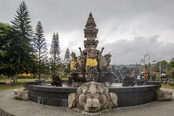 Fototapete Altes Gebäude The Besakih Temple on Mount Agung Volcano. The holiest and most important temple also called the mother temple in the Hindu faith in Bali. A great historical building with a lot of history.