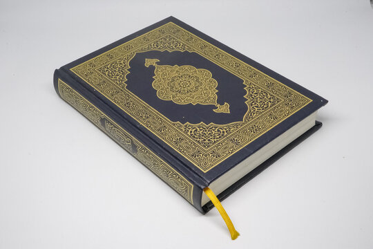 Alquran Images – Browse 1,712 Stock Photos, Vectors, and Video | Adobe ...
