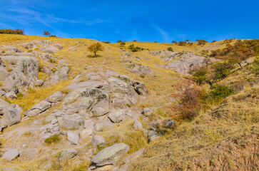 Fototapeta premium giant boulders and rocks in Karankulsay valley (Karankul, Tashkent Region, Uzbekistan)
