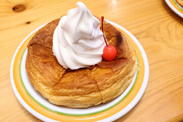 シロップをかけていないシロノワール