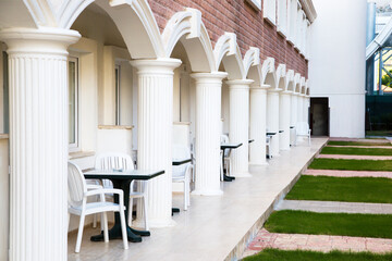 Ground floor hotel with individual entrance to rooms without a balcony.