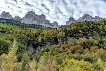 Fototapeta na wymiar Landsacpes of the pyrenees
