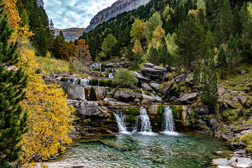 Fototapeta na wymiar Landsacpes of the pyrenees