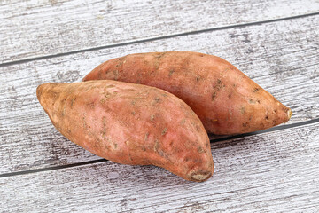 Sweet raw batat for cooking