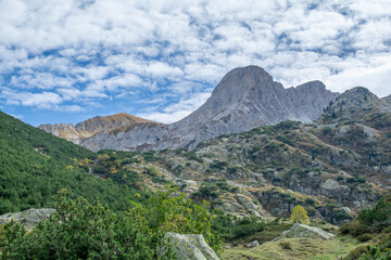 L'autunno nella riserva naturale di Palanfrè: il Bosco Bandito ed i quattro laghi ai piedi del...