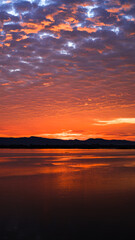 Obraz premium sunrise over the lake