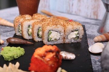 sushi rolls chinese food