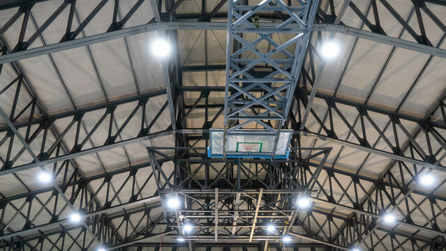 the ceiling structure of a gym

