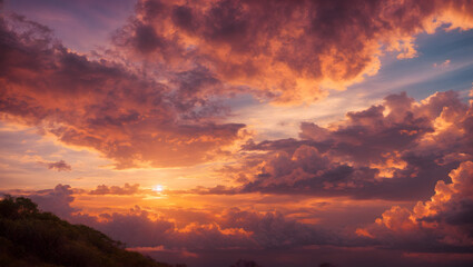 Fototapeta premium Beautiful dramatic clouds at sunset