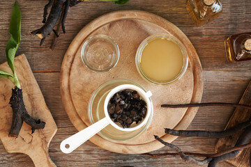 Preparation of comfrey root ointment - straining through a sieve