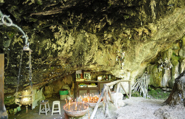 La grotte Saint-Antoine de Patsos dans la vallée d'Amari en Crète