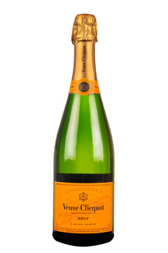 Bottle of champagne brand "veuve clicquot" Brut . PNG fotmat.