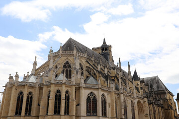 Fototapeta na wymiar Cathédrale de Saint Cyr Sainte Julitte à Nevers