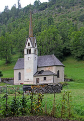 La chiesa di San Lazzaro a Forno, frazione di Moena in Val di Fassa