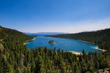 Fototapeta na wymiar Lake Tahoe - Emerald Bay / Fennette Island on Summer Day 