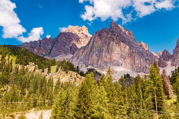 Alpine summer view at Passo Tre Croci, Cortina d’Ampezzo, Auronzo di Cadore, Dolomites, Veneto, Italy