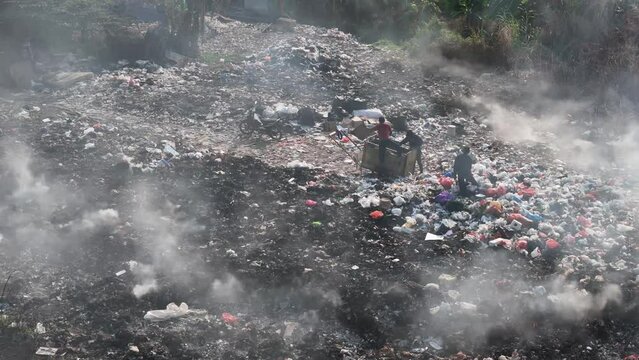 waste burning. Landfill and handling of household waste and industrial waste. plastic waste and food packaging.