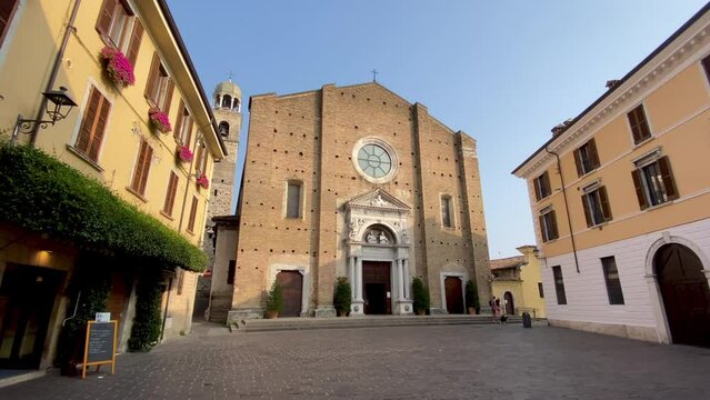 Sal&ograve;, Garda lake, Italy, view of Duomo square
