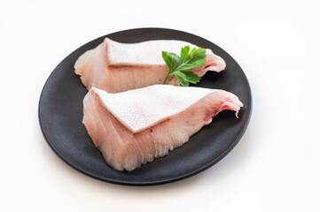養殖ブリの切り身