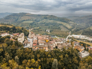 Fototapeta na wymiar Sinio D'Alba, panoramica autunnale