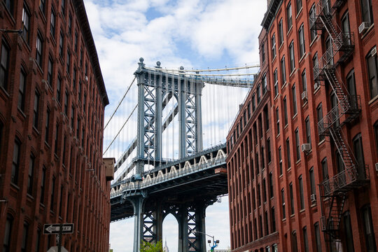 View of Manhattan Bridge in New York City