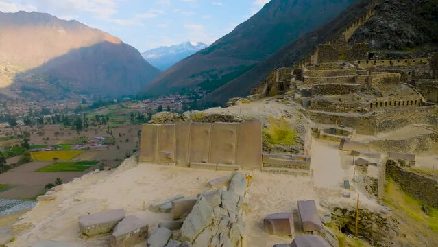Complejo arqueol&oacute;gico de Ollantaytambo en el valle del Urubamba Cuzco Per&uacute;