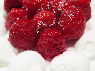 イチゴと生クリーム