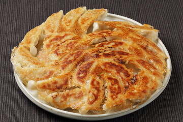 焼き餃子
