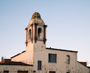 Fototapeta premium La Bahia Apartment Building Santa Cruz, California