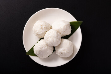 鱈　(たら)　つみれ