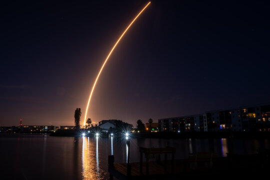 Satelites Bilder Durchsuchen 196 Archivfotos, und