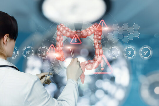 Doctor reveals errors in the treatment of the large intestine .