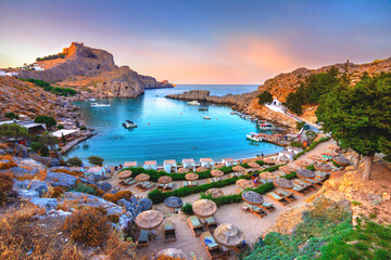 Naklejka premium Panoramic view of St. Paul bay and acropolis of Lindos, Rhodes island, Greece