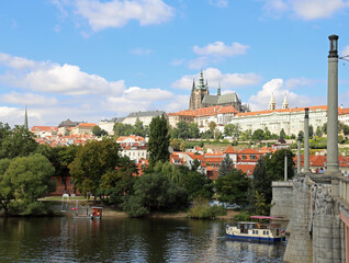 Obraz premium Prague, P, Czech Republic - August 23, 2016: Metropolitan Cathedral of&nbsp;Saints&nbsp;Vitus