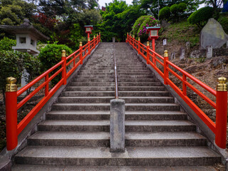 Fototapeta na wymiar Stairs leading to a shrine precinct (Ashikaga, Tochigi, Japan)