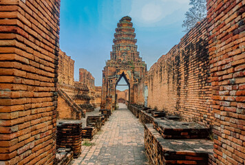 The temples and architectural wonders in Ayutthaya, Thailand, transport visitors to a bygone era.