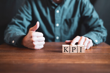 KPI（重要業績評価指標）と男性