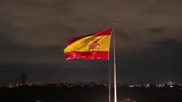 Bandera de Espa&ntilde;a en Drone, 4K a 25 fps 