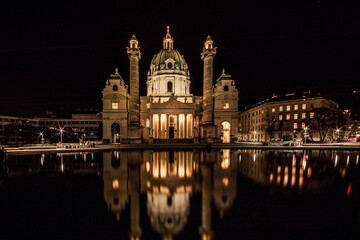Fototapeta na wymiar St. Charles's Church in Vienna, Austria at night