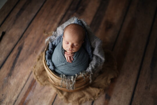 Newborn baby boy photo shoot