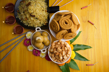 Diwali snacks Diwali faral Festival food items Festival snacks from Maharashtra